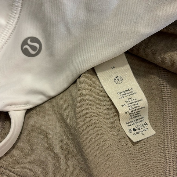 Lululemon Free To Be Serene Bra Long Line, White, Size 14 - Picture 4 of 5